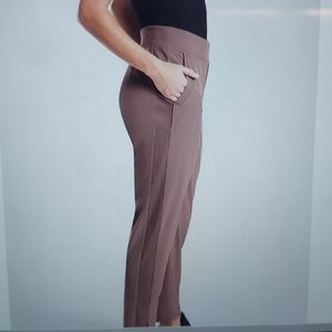 Athletica Brooklyn  Ankle pant